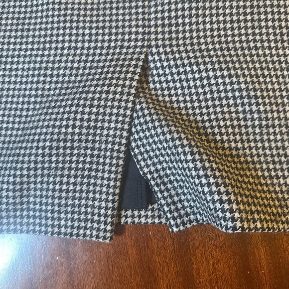Vintage 100% Virgin Wool Houndstooth Skirt โ Size M (8-10) - Picture 5 of 5